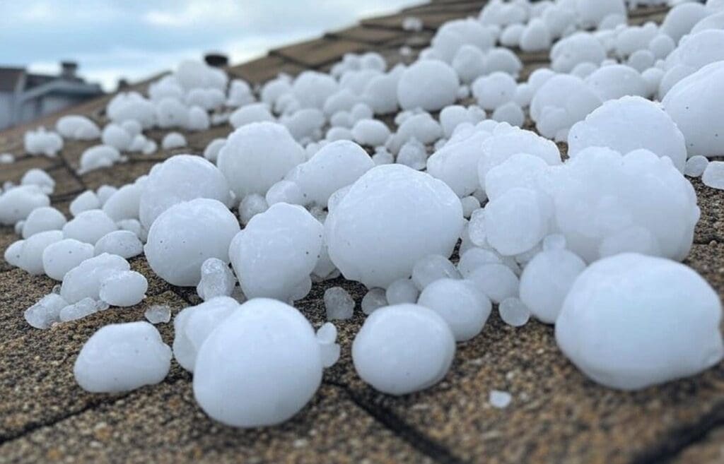 Large Hailstones Common in South Dakota